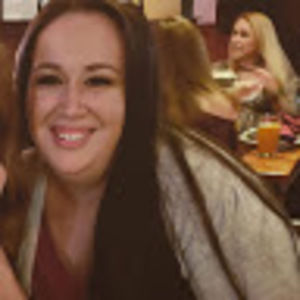 Meet your Posher, Caitlin